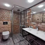 Casa 1899 アパート