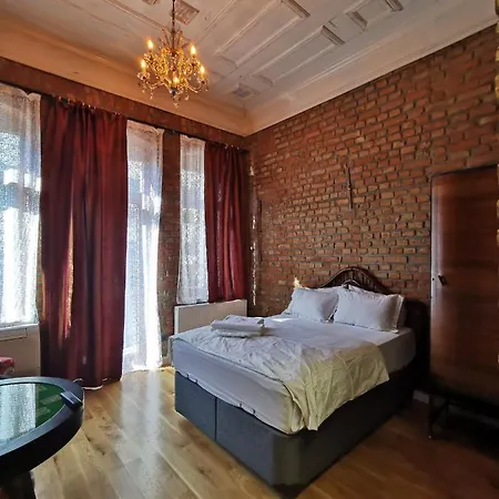 아파트 Casa 1899 *
